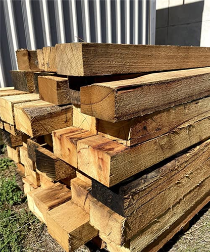 HARDWOOD GREEN SAWN (GOS) F14