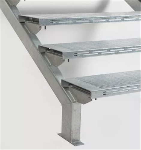 STAIR STRINGER HD GALV PAIR 17 STEP (TREAD EXTRA) 3150mm