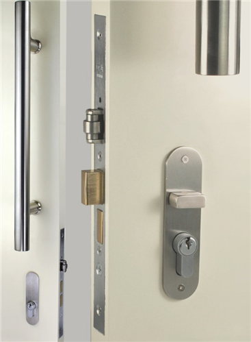 ENTRANCE COMBO OZI 4 DEADLATCH,600mm HANDLE & RECTANGLE ESCUTCHEON