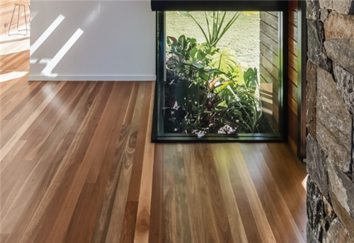 FLOORING SPOTTED GUM - QLD | T&G 60 x 19mm SOLID SECRET NAIL PROFILE